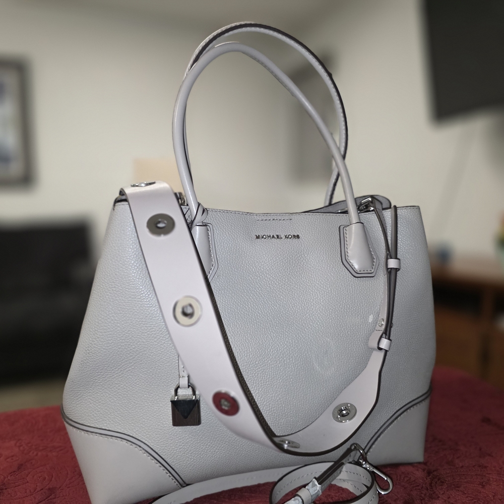 Michael Kors Light Gray Tote Bag - Picture 12 of 15